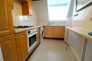 Kitchen- click for photo gallery